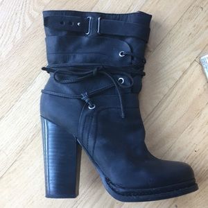 Nine West vakelsbelle boots size 8
